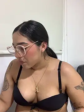 Amandanauty online show from 17, 12, 2024