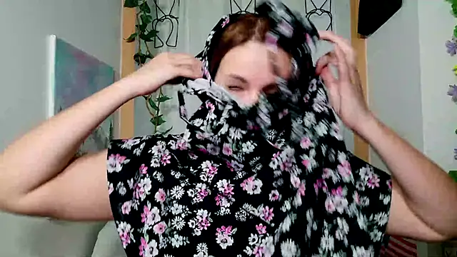 Snapshot of victorialotus chatting on 27, 2, 2025 victorialotus online show from 27, 2, 2025