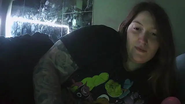 Snapshot of Angelk43 chatting on 25, 4, 2026 Angelk43 online show from 25, 4, 2026