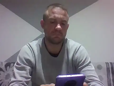 aroj95 online show from 2, 4, 2026