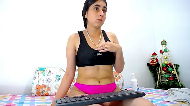 Snapshot of camila_camila chatting on 3, 1, 2025 camila camila online show from 3, 1, 2025