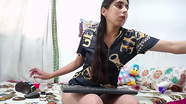 camila camila online show from 16, 3, 2026