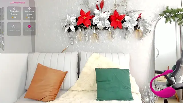 EmmaFerrary online show from 26, 11, 2025