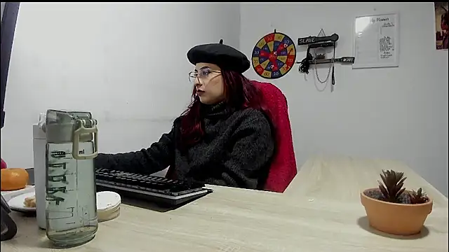 Scarlett Sen online show from 12, 3, 2025