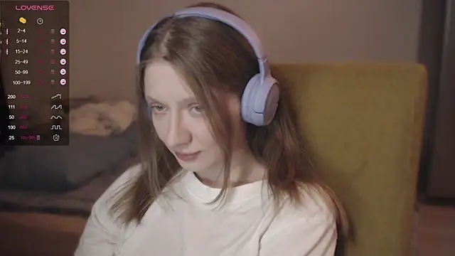 Snapshot of mollytuck chatting on 19, 12, 2024 mollytuck online show from 19, 12, 2024