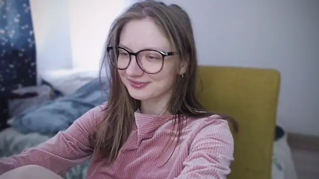 Snapshot of mollytuck chatting on 8, 2, 2025 mollytuck online show from 8, 2, 2025