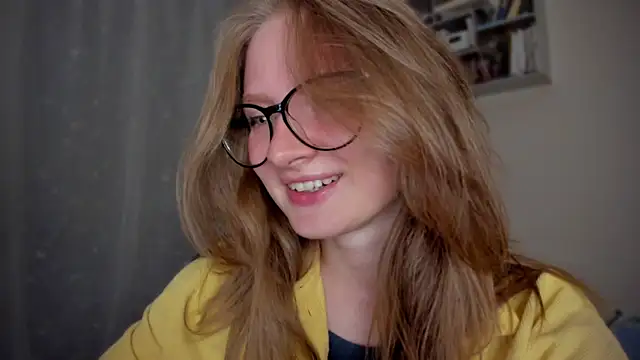 Snapshot of mollytuck chatting on 9, 9, 2025 mollytuck online show from 9, 9, 2025