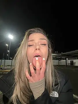 Snapshot of HopeHeaven chatting on 1, 2, 2025 HopeHeaven online show from 1, 2, 2025