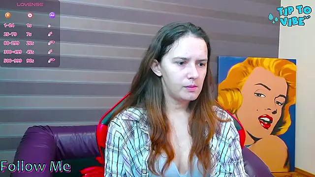 iris nikhols online show from 5, 12, 2025