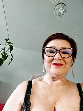 Snapshot of Fire_Night chatting on 14, 9, 2025 Fire Night online show from 14, 9, 2025