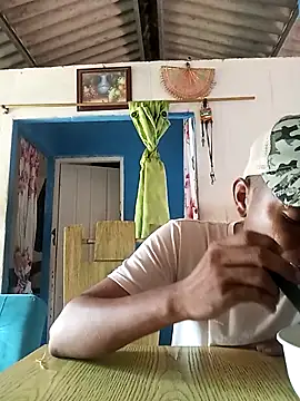 Snapshot of SmartNigga chatting on 19, 9, 2025 SmartNigga online show from 19, 9, 2025