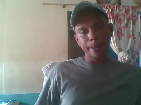 Snapshot of SmartNigga chatting on 11, 4, 2026 SmartNigga online show from 11, 4, 2026