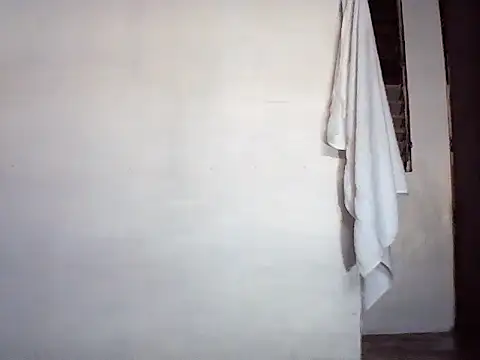 mooncakebunnyx online show from 2, 10, 2025