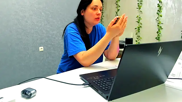 Snapshot of WorshipLilit chatting on 12, 5, 2026 WorshipLilit online show from 12, 5, 2026