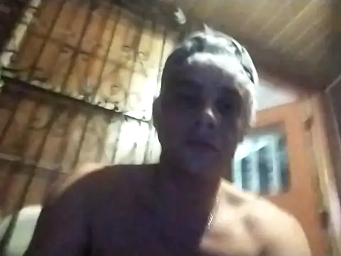 Snapshot of zack111g chatting on 2, 1, 2025 zack111g online show from 2, 1, 2025