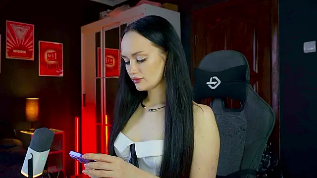 QueenAliss online show from 20, 2, 2026