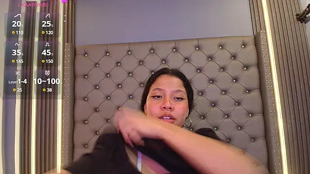 Snapshot of bhabylala1 chatting on 12, 3, 2025 bhabylala1 online show from 12, 3, 2025