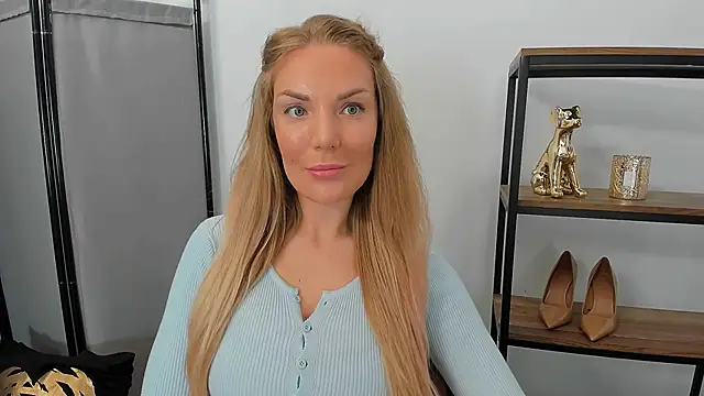 Snapshot of AulloraHoney chatting on 16, 6, 2026 AulloraHoney online show from 16, 6, 2026