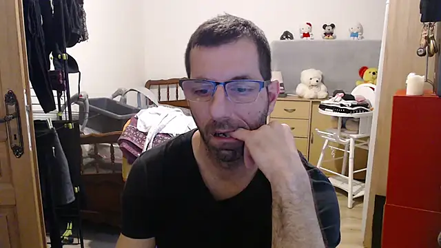 steph19x5 online show from 4, 1, 2025