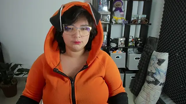 aika-dreams online show from 3, 3, 2025