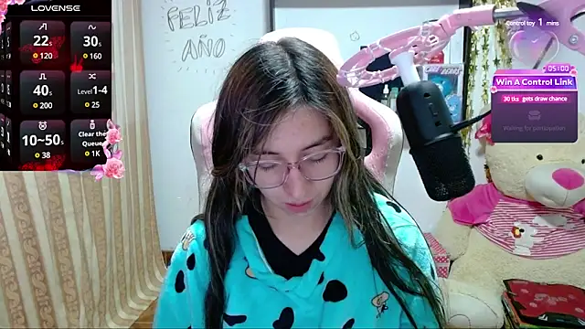 Maggie Fox3 online show from 7, 1, 2025