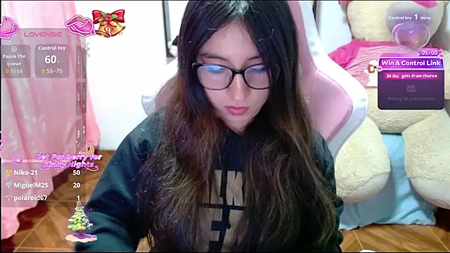 Maggie Fox3 online show from 3, 2, 2026