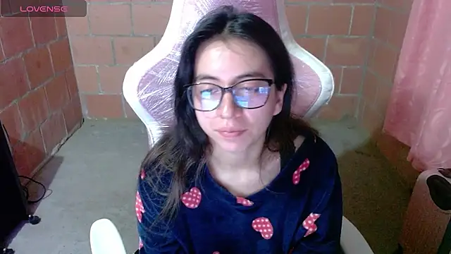 Maggie Fox3 online show from 30, 5, 2026