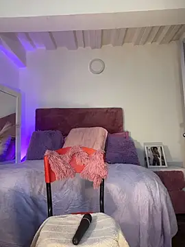 karinacortes online show from 11, 3, 2026