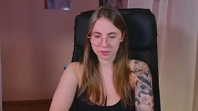  AnnaStark  online show from 19, 2, 2025