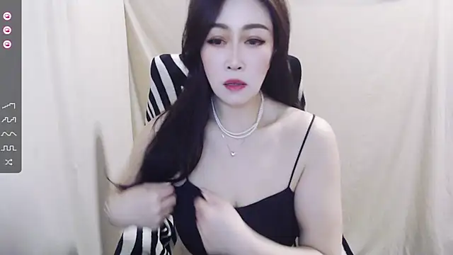 Snapshot of AkinLocal chatting on 21, 3, 2025 AkinLocal online show from 21, 3, 2025