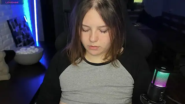 XNirvanaX online show from 17, 9, 2025