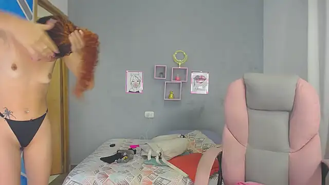 Snapshot of SexyLeilaa chatting on 19, 12, 2024 SexyLeilaa online show from 19, 12, 2024