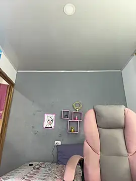 Snapshot of SexyLeilaa chatting on 19, 12, 2024 SexyLeilaa online show from 19, 12, 2024