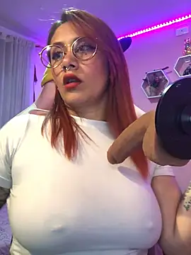 Snapshot of Luna_Paris_ chatting on 12, 2, 2025 Luna Paris online show from 12, 2, 2025