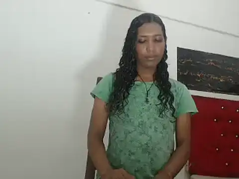 Snapshot of shairaStarr chatting on 12, 12, 2024 shairaStarr online show from 12, 12, 2024