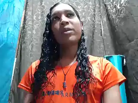 Snapshot of shairaStarr chatting on 9, 9, 2025 shairaStarr online show from 9, 9, 2025