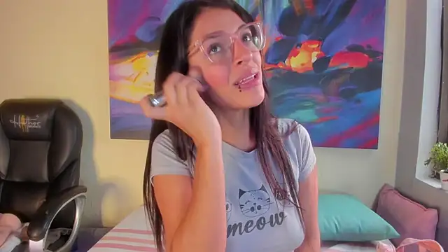 Snapshot of annyluna1 chatting on 27, 7, 2026 annyluna1 online show from 27, 7, 2026