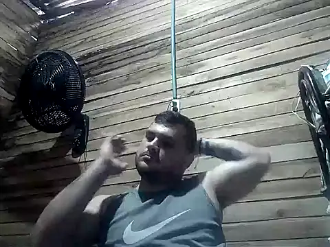 Arcangel 05 online show from 15, 4, 2026