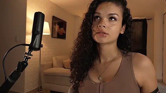 GiaFaaris online show from 24, 10, 2025