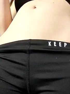 Snapshot of Amira_Milker chatting on 13, 11, 2025 Amira Milker online show from 13, 11, 2025