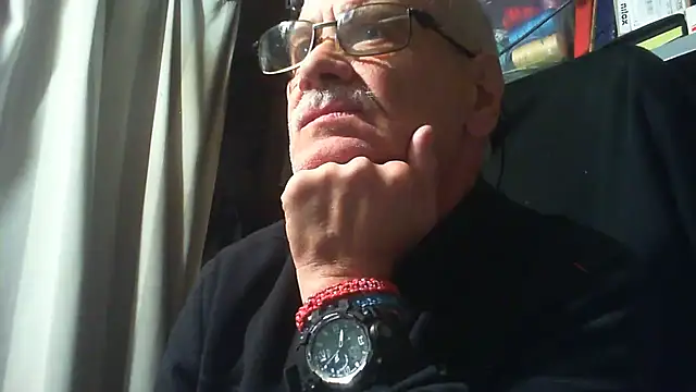 nonnomaturobisex online show from 16, 10, 2025