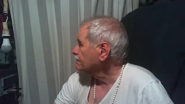 Snapshot of nonnomaturobisex chatting on 21, 5, 2026 nonnomaturobisex online show from 21, 5, 2026