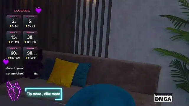 Holl1Would online show from 26, 2, 2025