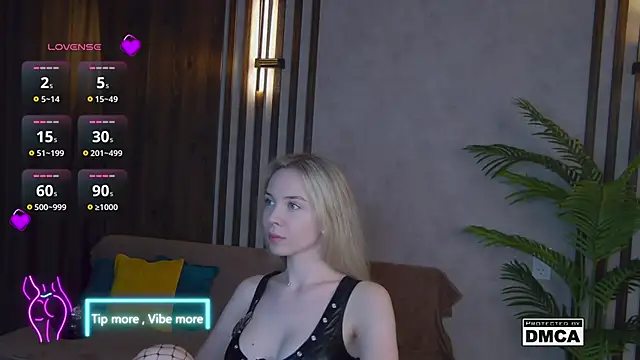 Holl1Would online show from 12, 3, 2025