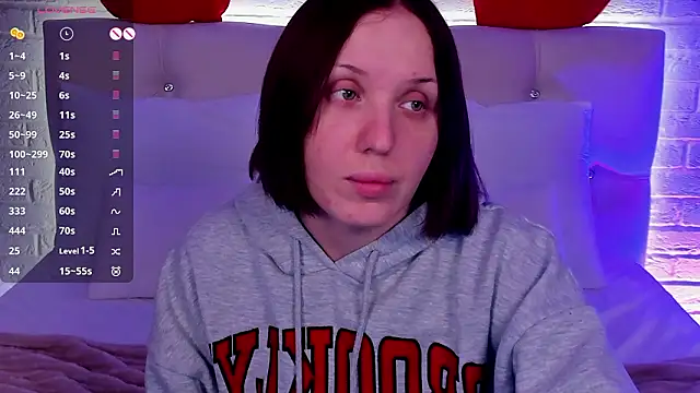 Snapshot of LianaFord chatting on 6, 2, 2026 LianaFord online show from 6, 2, 2026