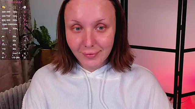 Snapshot of LianaFord chatting on 14, 4, 2026 LianaFord online show from 14, 4, 2026