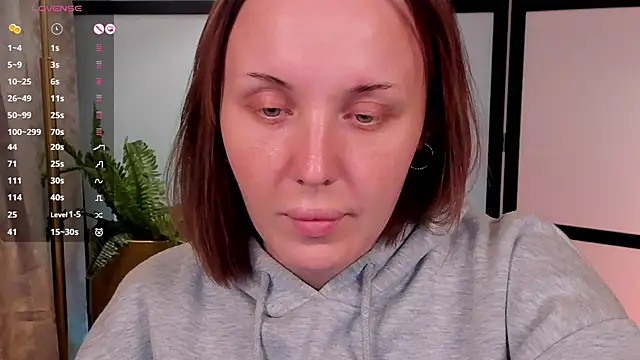 Snapshot of LianaFord chatting on 21, 4, 2026 LianaFord online show from 21, 4, 2026