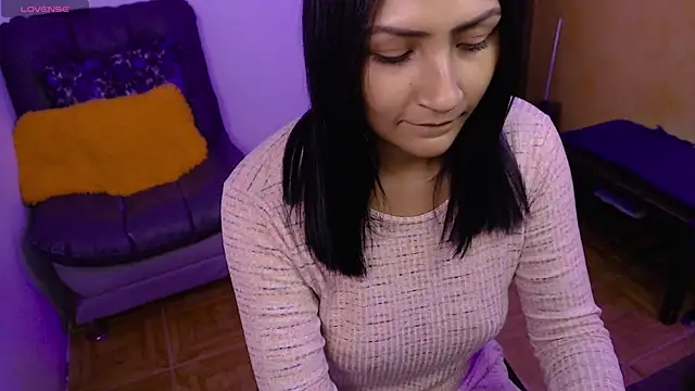 Snapshot of leah-666 chatting on 5, 3, 2025 leah-666 online show from 5, 3, 2025