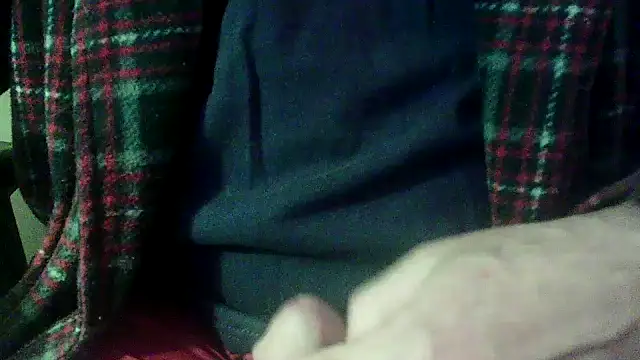 Snapshot of OralDesires2 chatting on 10, 1, 2025 OralDesires2 online show from 10, 1, 2025