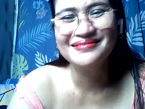 Snapshot of Amazing_Angel22 chatting on 10, 10, 2025 Amazing Angel22 online show from 10, 10, 2025